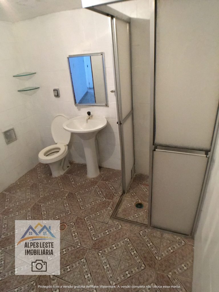 Casa: 4 cômodos c/ 2 banheiros em condomínio de 06 casas – Vila Bela