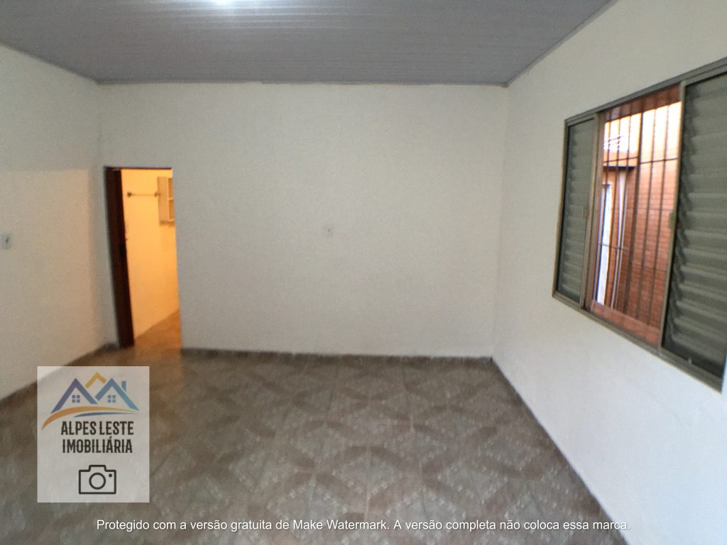 Casa: 4 cômodos c/ 2 banheiros em condomínio de 06 casas – Vila Bela