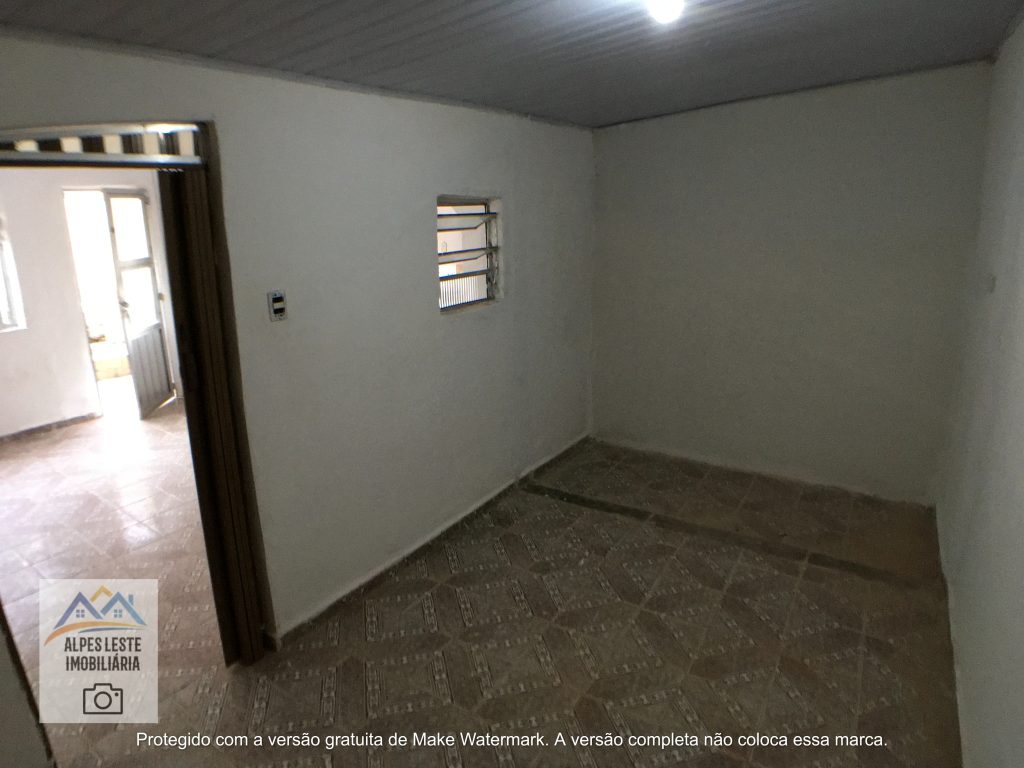 Casa: 4 cômodos c/ 2 banheiros em condomínio de 06 casas – Vila Bela