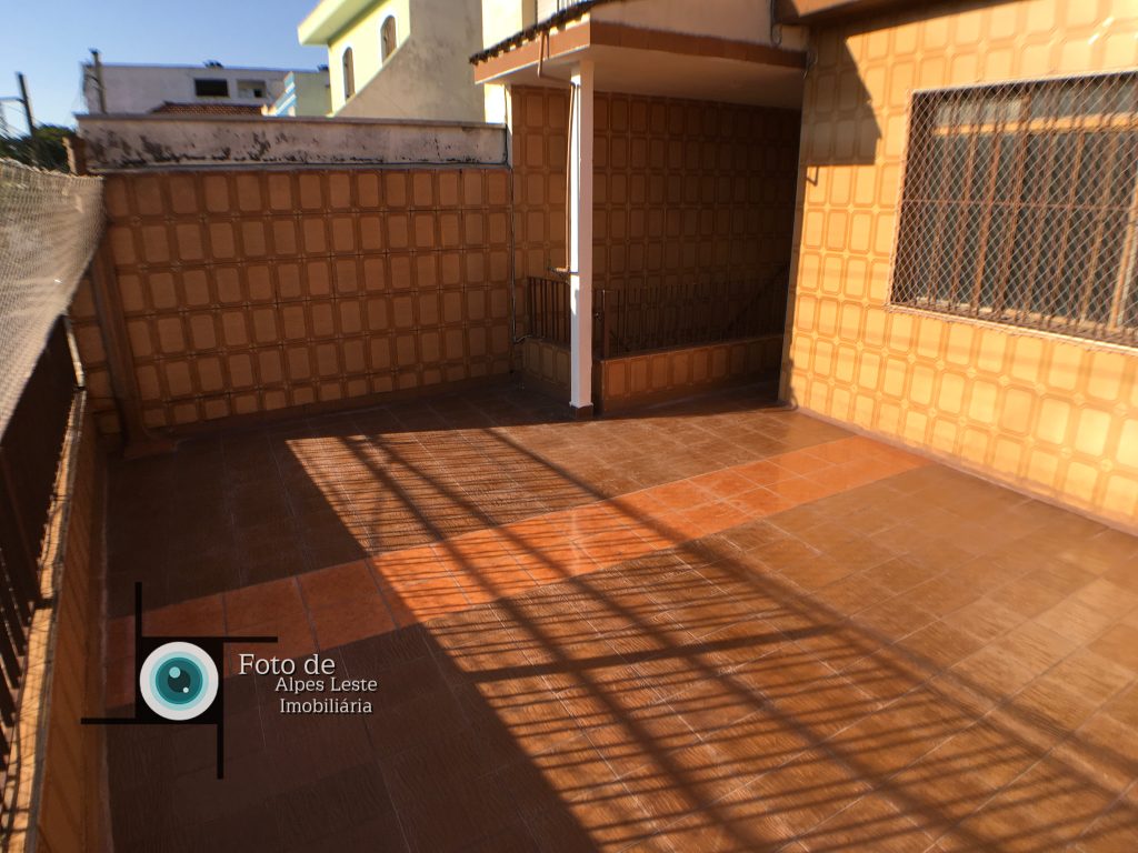 Excelente sobrado! Ótima localização a 15 minutos a pé do Metrô SÃO LUCAS.