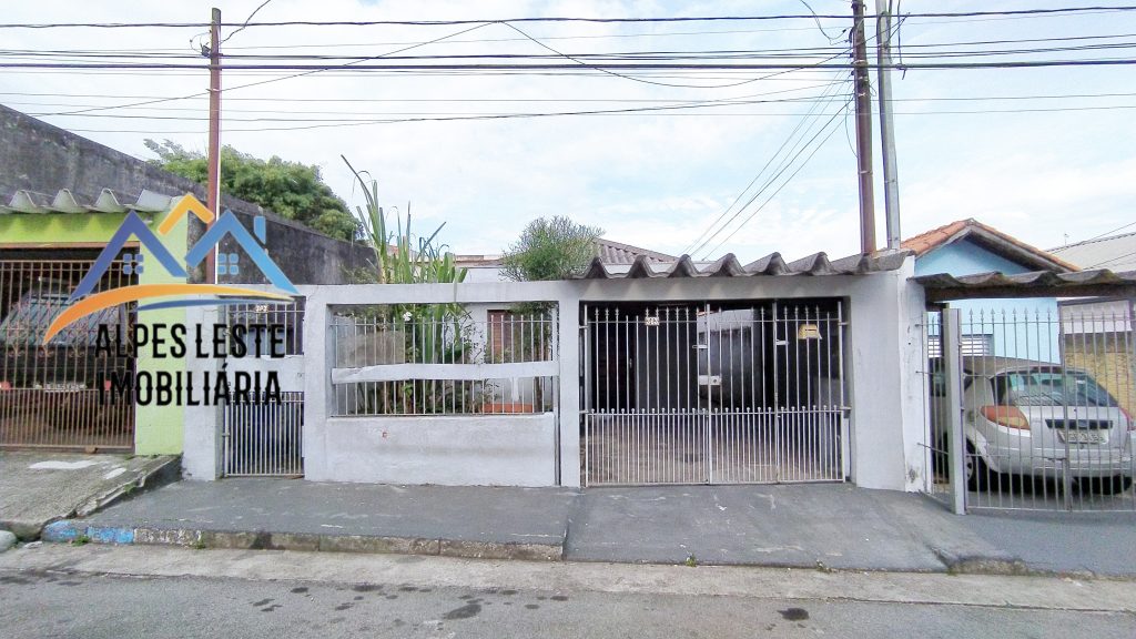 À VENDA na Rua Coberá com duas casas térreas para moradia