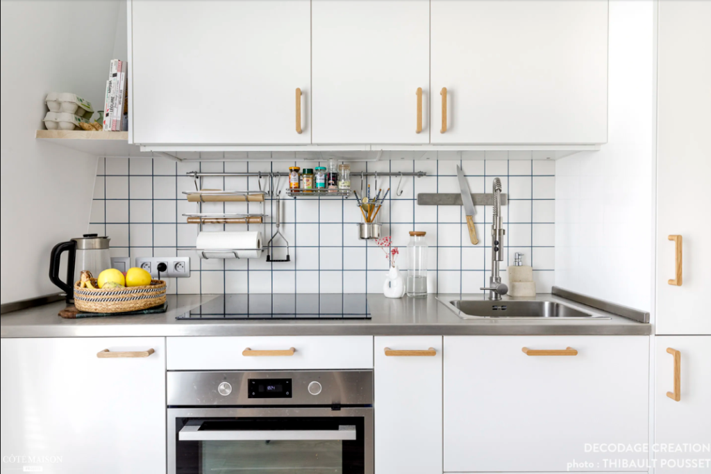 BAIXOU! Kitnet NOVA na Rua Costa Barros à VENDA