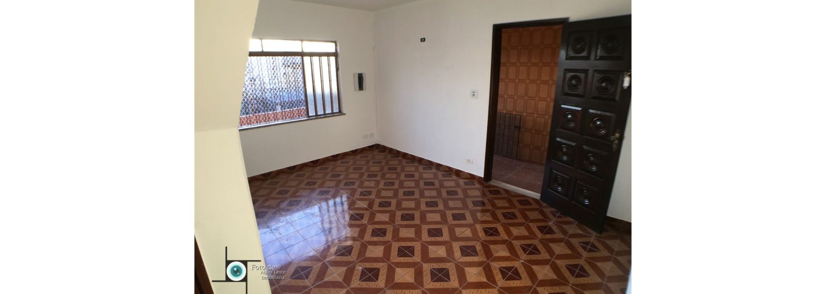 Sobradão! Ótima localização a 15 minutos a pé do Metrô SÃO LUCAS.